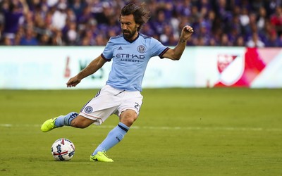 AK体育热评-劳伦詹姆斯头球破门